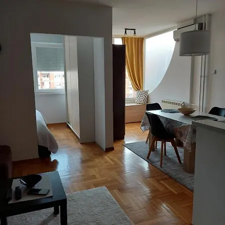 Apartment Sonata 1